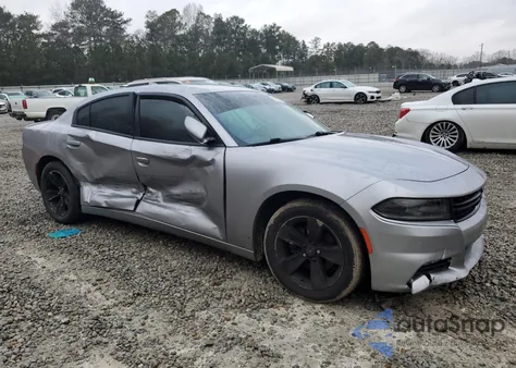 2018 Dodge Charger Sxt Plus z USA, uszkodzony, nr VIN 2C3CDXHG6JH176726